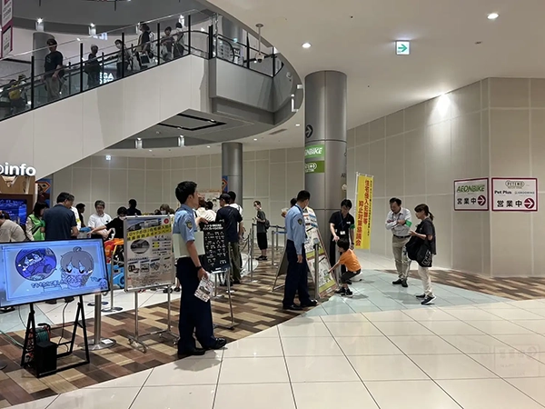 警察官も参加してくださいました。