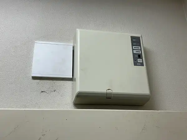 制御盤、室内解錠操作機の交換工事